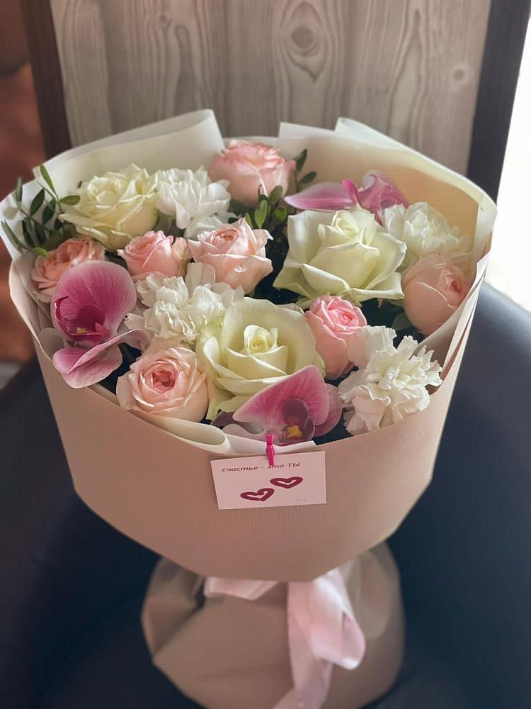 Букет цветов из: Орхидеи, Розы и Гвоздики в Лесной Городок