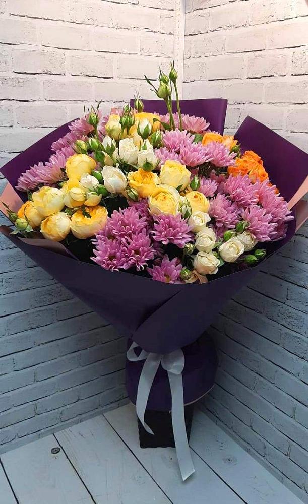 Букет цветов из: Хризантемы и Розы в Лесной Городок