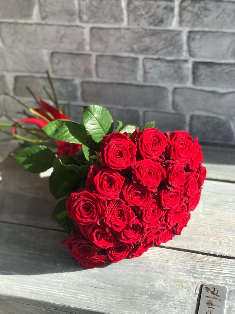 Букет Красные розы Фридом в Лесной Городок