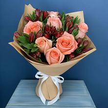 Букет цветов из:  Розы и Альстромерии в Лесной Городок