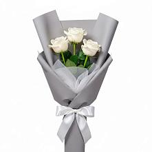 Букет 3 белые розы в Лесной Городок