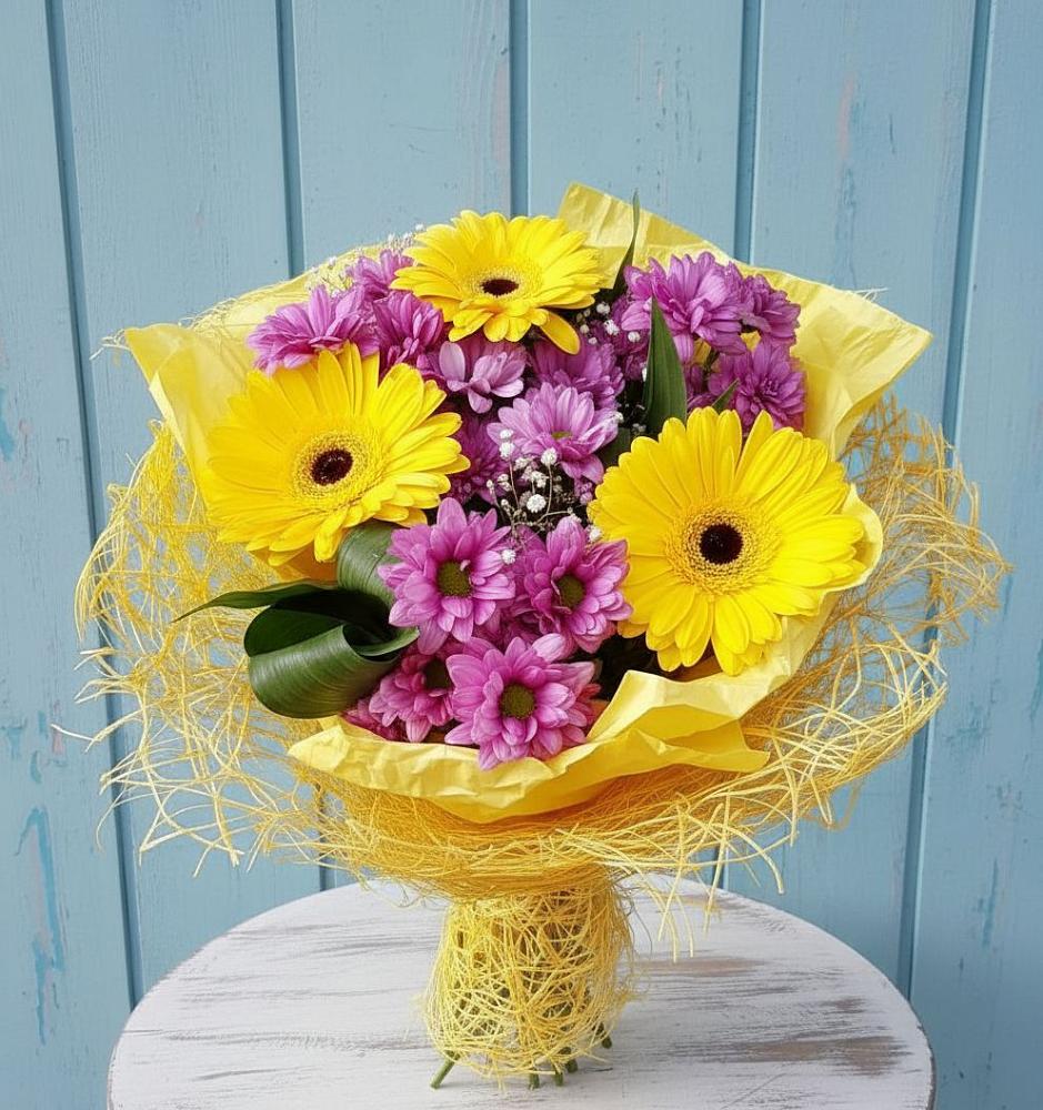 Букет цветов из: Хризантемы и Герберы в Лесной Городок