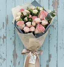 Букет цветов из:  Розы #REPLACE_PRED# Лесной Городок